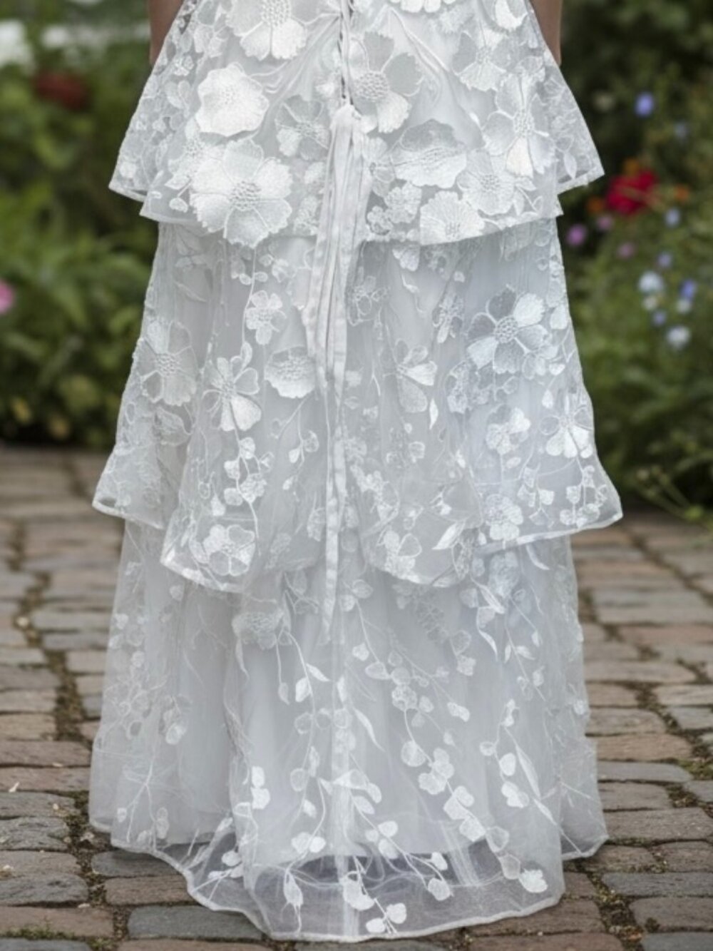 Strapless Tiered Floral Lace Wedding Gown | 3D Appliqué Boutique Size 10 - Picture 8 of 13